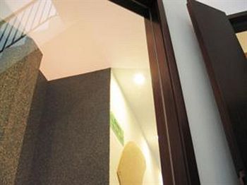 Imagen de los interiores del Hotel Okid Cottage. Foto 11