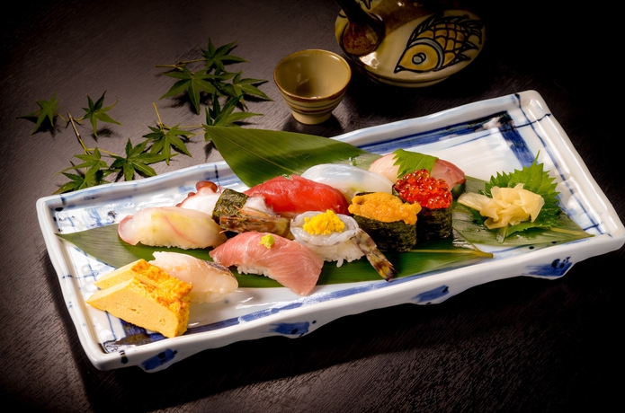 Imagen del bar/restaurante del Hotel Okinawa Grand Mer Resort. Foto 6