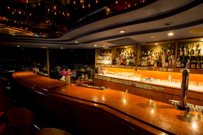 Imagen del bar/restaurante del Hotel Okinawa Grand Mer Resort. Foto 10