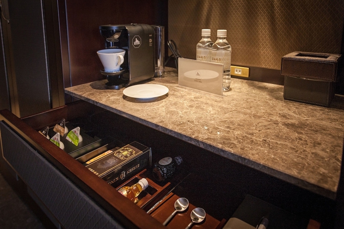 Imagen de la habitación del Hotel Okinawa Kariyushi Resort Exes Naha. Foto 6