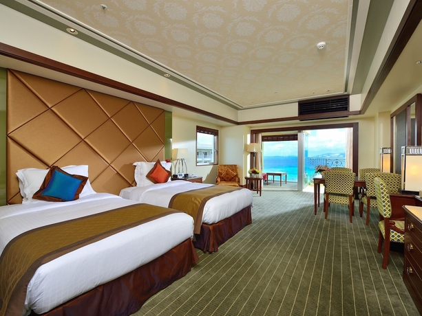 Imagen de la habitación del Hotel Okinawa Kariyushi Resort Exes Onna. Foto 6