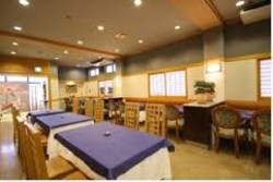 Imagen del bar/restaurante del Hotel Okinawa Kariyushi Ryukyu Naha. Foto 3