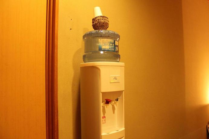 Imagen general del Hotel Okinawa Minshuku Kariyushi Honkan. Foto 4
