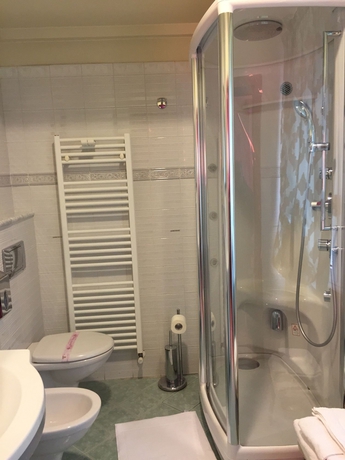 Imagen de la habitación del Hotel Okinawa, Rimini. Foto 2