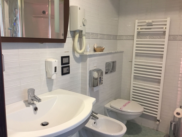 Imagen de la habitación del Hotel Okinawa, Rimini. Foto 3