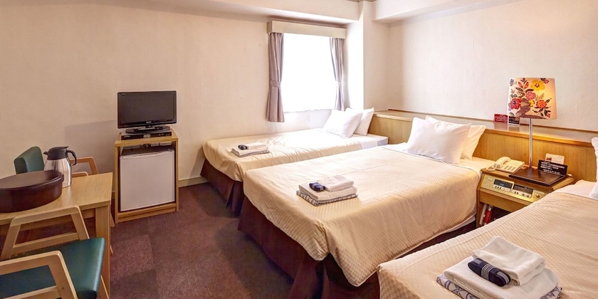 Imagen de la habitación del Hotel Okinawa Sunplaza. Foto 4