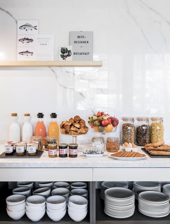 Imagen del bar/restaurante del Hotel Okko Hotels Paris Porte De Versailles. Foto 6