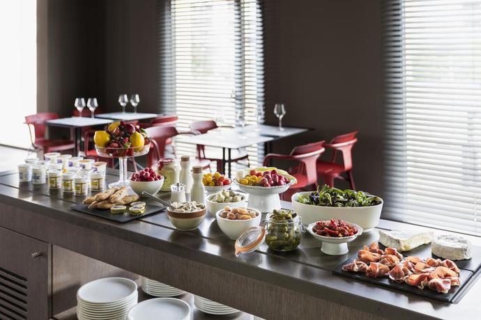 Imagen general del Hotel Okko Hotels Paris Rueil-malmaison. Foto 6