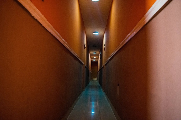 Imagen de los interiores del Hotel Oklarsus and Suites. Foto 18