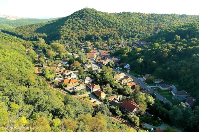 Imagen general del Hotel Oko-Park Panzi&oacute; Kemping &eacute;s Rendezv&eacute;nyk&ouml;zpont. Foto 15