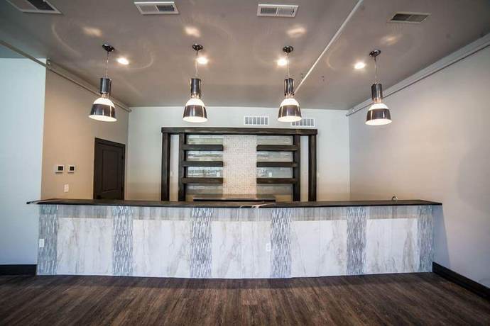 Imagen del bar/restaurante del Hotel Okoboji Commons. Foto 4