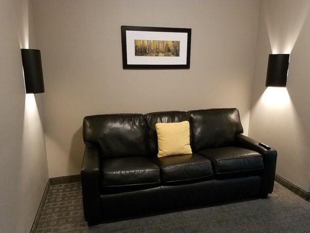 Imagen de la habitación del Hotel Okoboji Inn and Suites. Foto 6