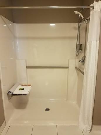 Imagen de la habitación del Hotel Okoboji Inn and Suites. Foto 7