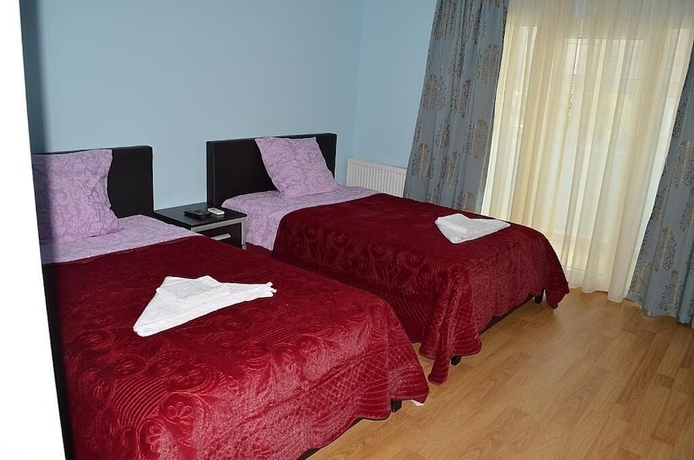 Imagen de la habitación del Hotel Okriba. Foto 8