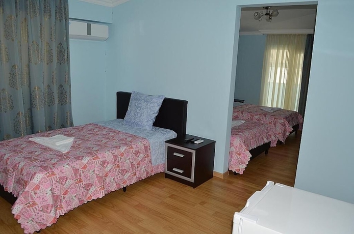 Imagen de la habitación del Hotel Okriba. Foto 11