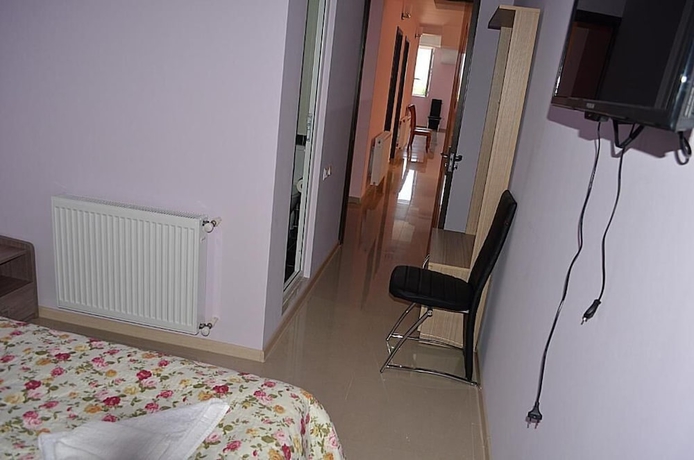 Imagen de la habitación del Hotel Okriba. Foto 17