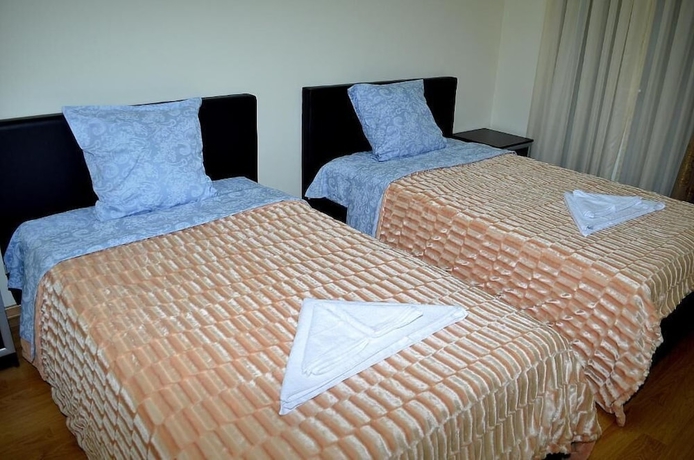 Imagen de la habitación del Hotel Okriba. Foto 18