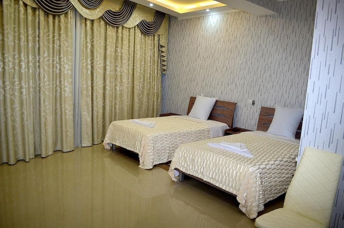 Imagen de la habitación del Hotel Okriba. Foto 19