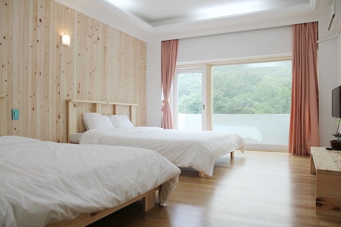 Imagen de la habitación del Hotel Ok-san Seowon Guest House. Foto 13