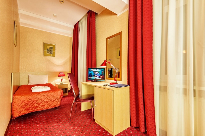 Imagen de la habitación del Hotel Oksana. Foto 5