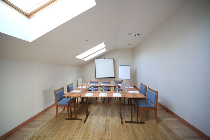 Imagen de los interiores del Hotel Oksana. Foto 11