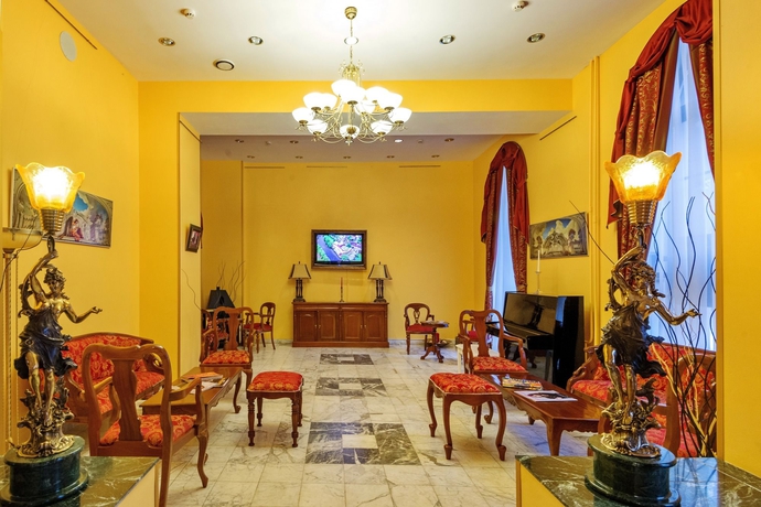 Imagen de los interiores del Hotel Oksana. Foto 13