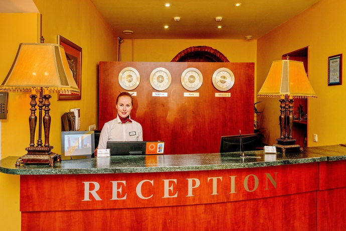 Imagen de los interiores del Hotel Oksana. Foto 15