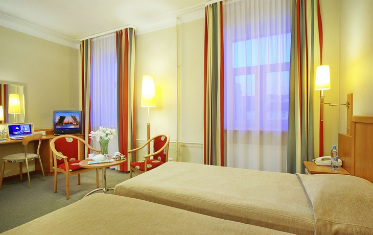 Imagen de la habitación del Hotel Oktiabrskaya. Foto 6