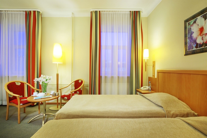 Imagen de la habitación del Hotel Oktiabrskaya. Foto 11