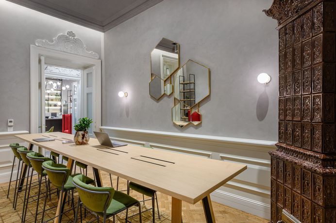 Imagen de los interiores del Hotel Oktogon Haggenmacher. Foto 14