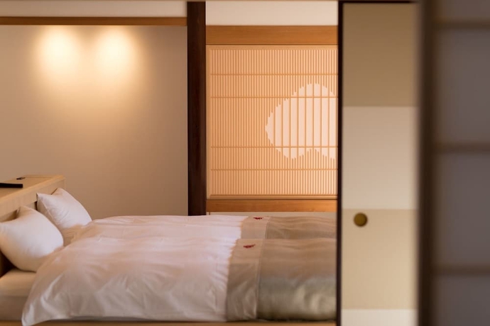 Imagen de la habitación del Hotel Okuhita Onsen Umehibiki. Foto 3