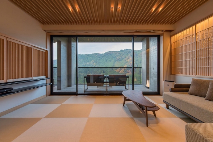 Imagen de la habitación del Hotel Okuhita Onsen Umehibiki. Foto 14