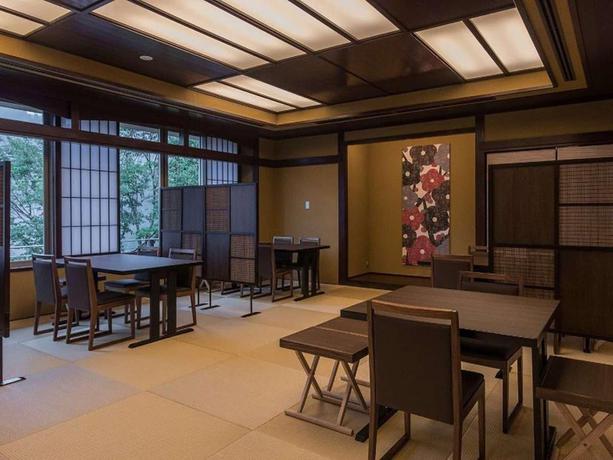 Imagen del bar/restaurante del Hotel Okuhita Spa Umehibiki. Foto 5