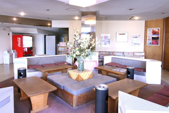 Imagen de los interiores del Hotel Okuni. Foto 16