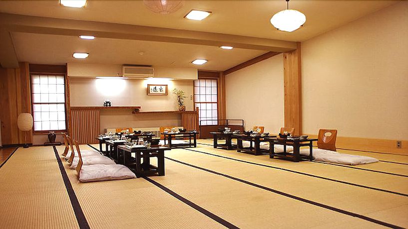 Imagen del bar/restaurante del Hotel Okunikko Konishi. Foto 3