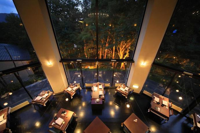 Imagen del bar/restaurante del Hotel Okunikko Shikisai. Foto 3