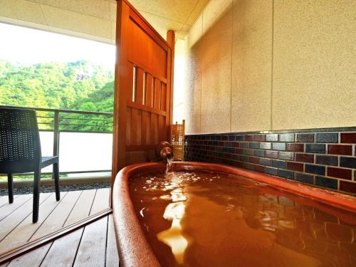 Imagen de la habitación del Hotel Okuno Hosomichi. Foto 8