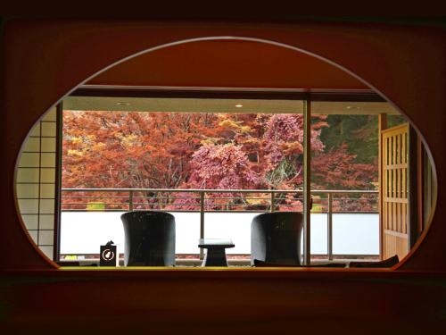 Imagen de la habitación del Hotel Okuno Hosomichi. Foto 9