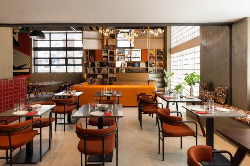 Imagen general del Hotel Okupa. Foto 4