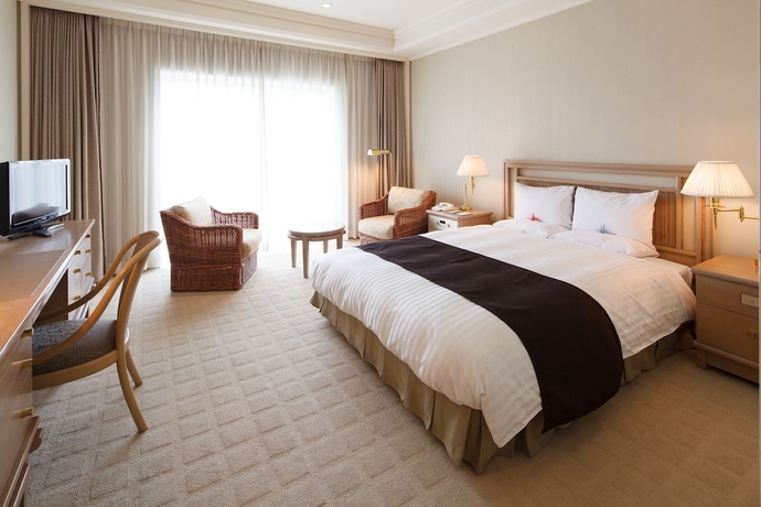 Imagen de la habitación del Hotel Okura Akademia Park. Foto 3