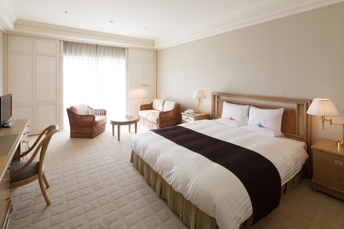 Imagen de la habitación del Hotel Okura Akademia Park. Foto 7