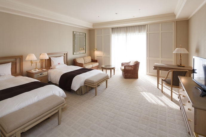 Imagen de la habitación del Hotel Okura Akademia Park. Foto 9