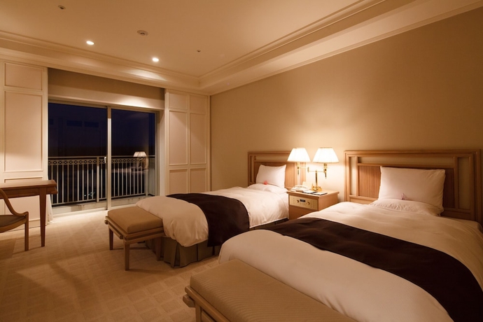 Imagen de la habitación del Hotel Okura Akademia Park. Foto 10