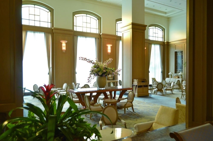 Imagen del bar/restaurante del Hotel Okura Akademia Park. Foto 2