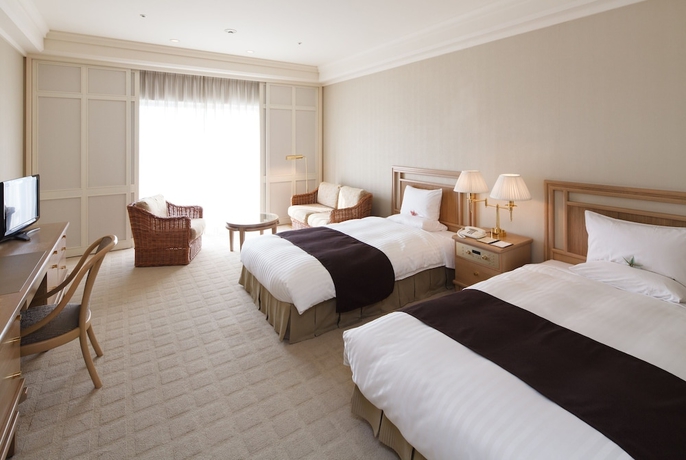 Imagen de la habitación del Hotel Okura Akademia Park. Foto 15