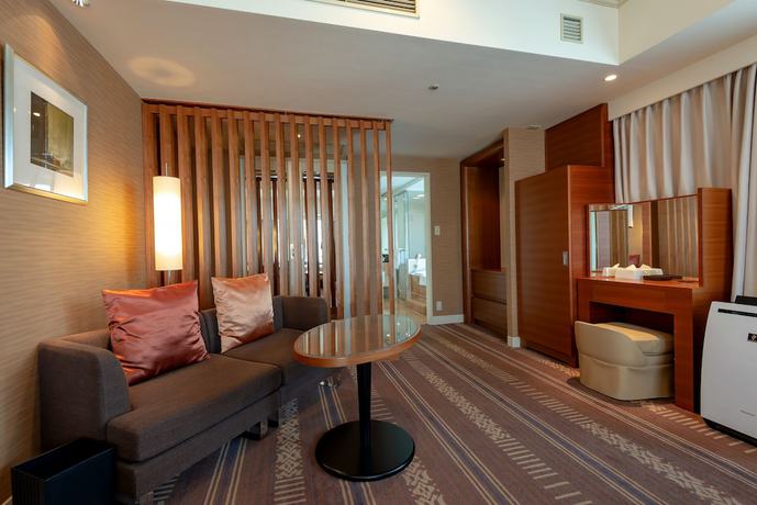Imagen de la habitación del Hotel Okura Fukuoka. Foto 10