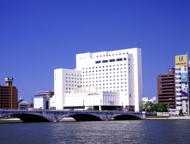 Imagen de los exteriores del Hotel Okura Niigata. Foto 12