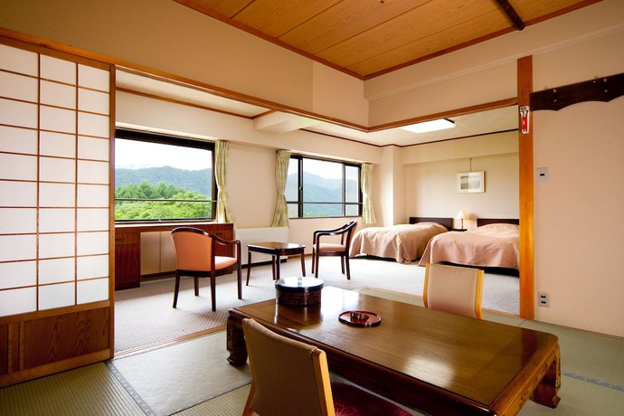Imagen de la habitación del Hotel Okutone Onsen Sunbird. Foto 2
