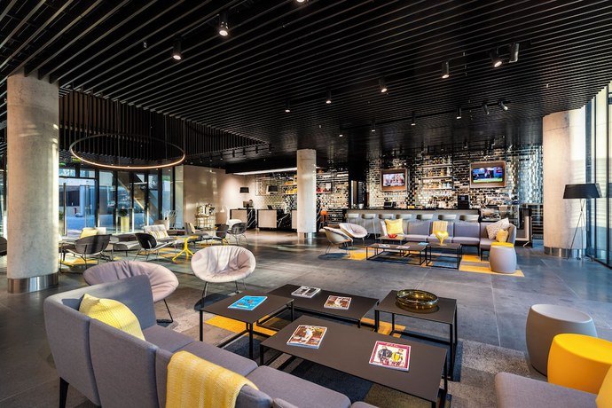 Imagen de los interiores del Hotel Ola Santiago Providencia, Tapestry Collection by Hilton. Foto 16