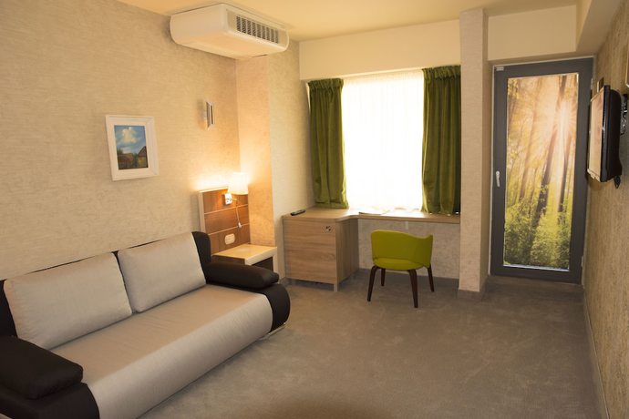 Imagen de la habitación del Hotel Olanesti. Foto 2